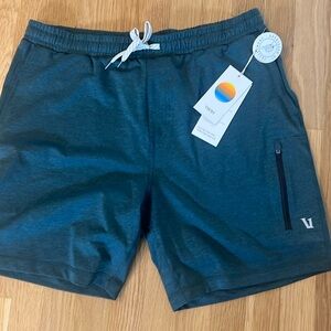 Performance short new with tag